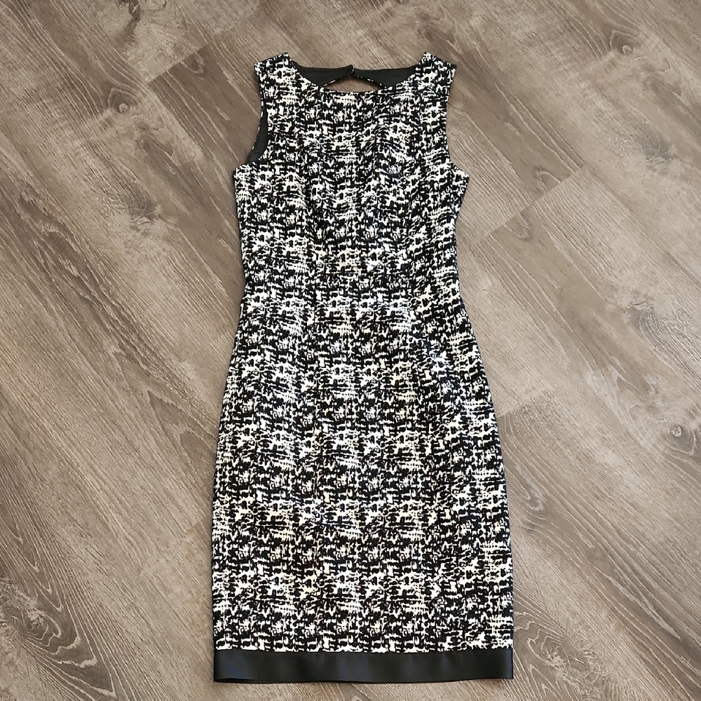 H&M Black and Grey Jacquard Sheath Midi Dress